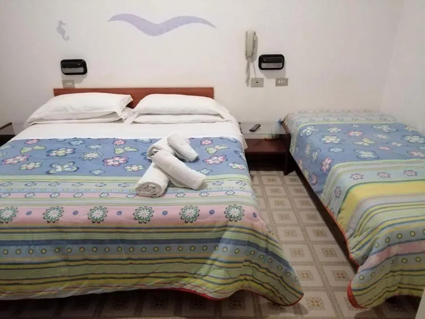 Hotel Criss Rimini 0*,  Italy